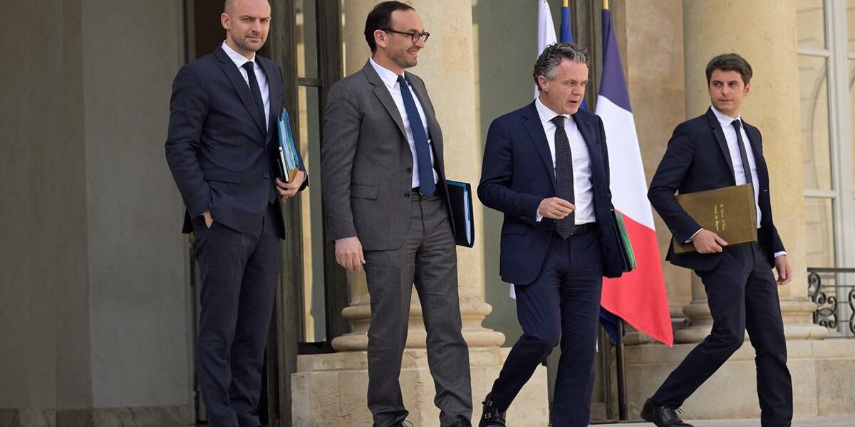 Le projet de loi « simplification » présenté en Conseil des ministres Social Social – Éditions Francis Lefebvre Le projet de loi « simplification » présenté en Conseil des ministres Social Social - Éditions Francis Lefebvre