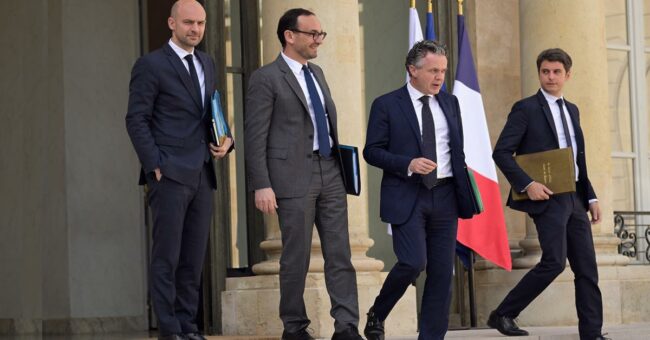 Le projet de loi « simplification » présenté en Conseil des ministres Social Social - Éditions Francis Lefebvre