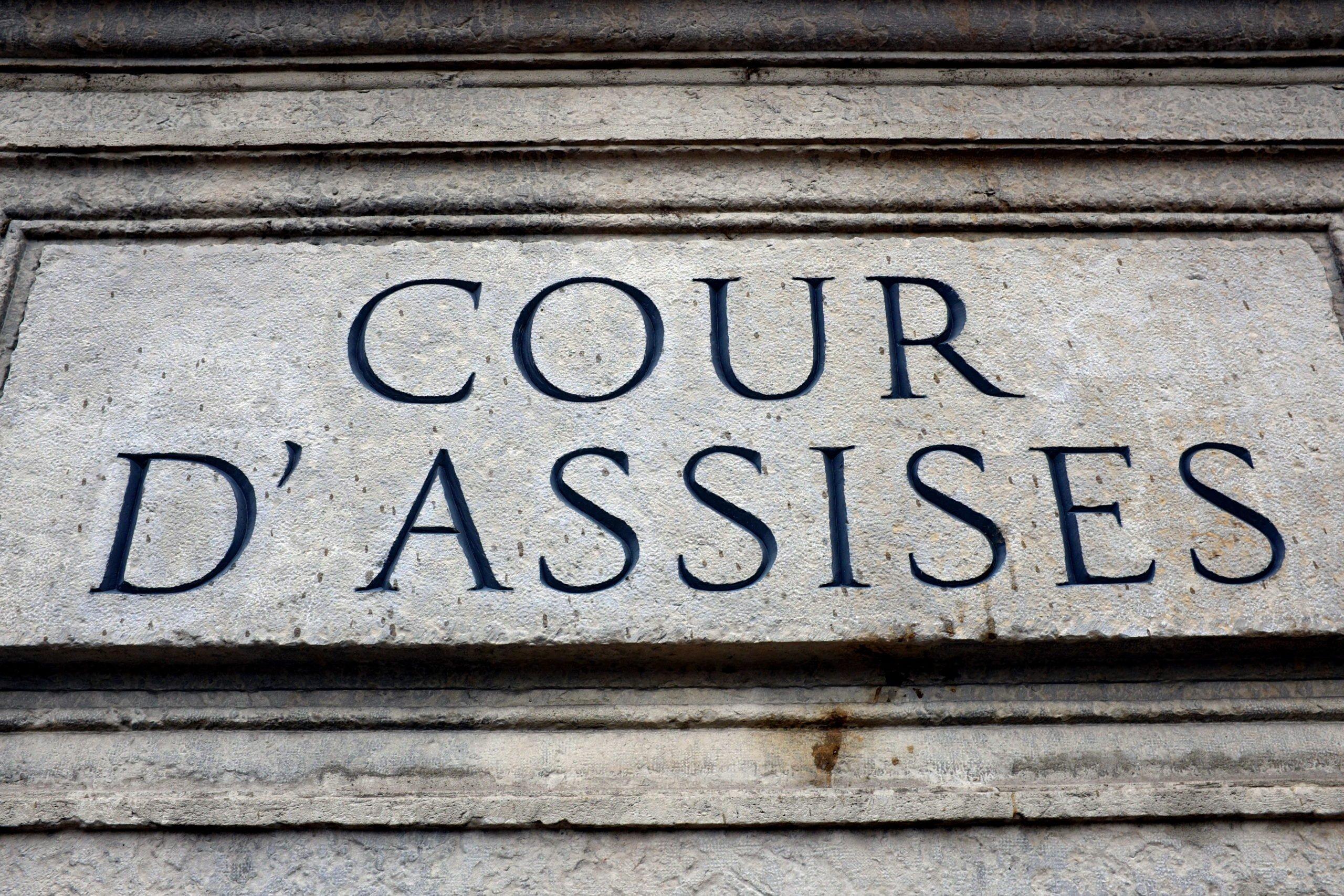 FLASH : Un mandat d’amener délivré contre un avocat déclenche la colère de la profession